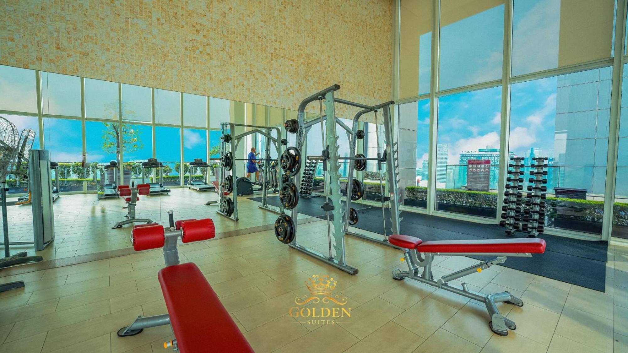 Golden Suites At Platinum Klcc Kuala Lumpur Exterior foto